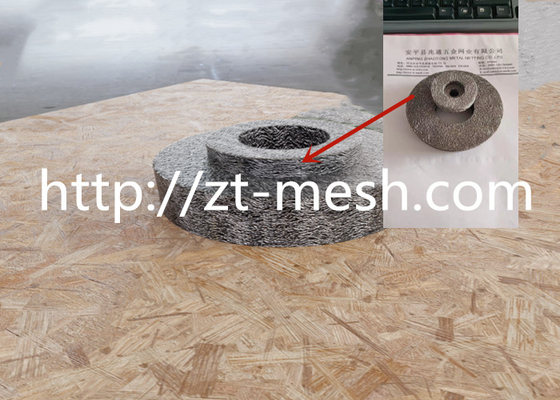 Excelente precisão de filtragem Técnica de malha de arame tricotado comprimido Tecido de aço inoxidável 304 para filtração industrial