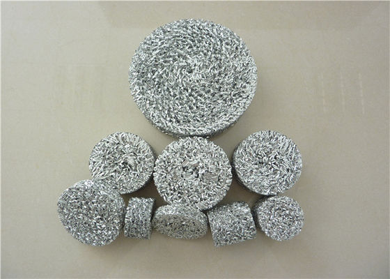 O branco fez malha a folha de alumínio Mesh Dia o comprimento de 118mm que personalizou para o automóvel